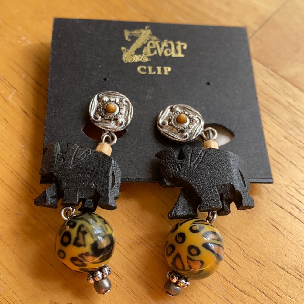 Zevar clip never used